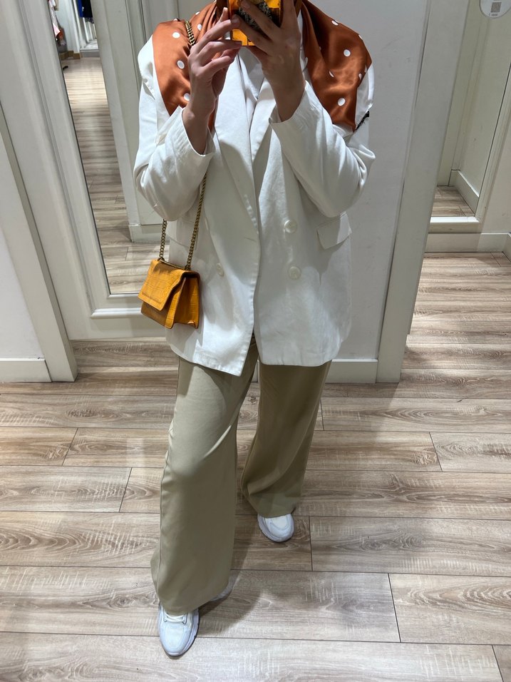 Beyaz ceket - Görsel 3