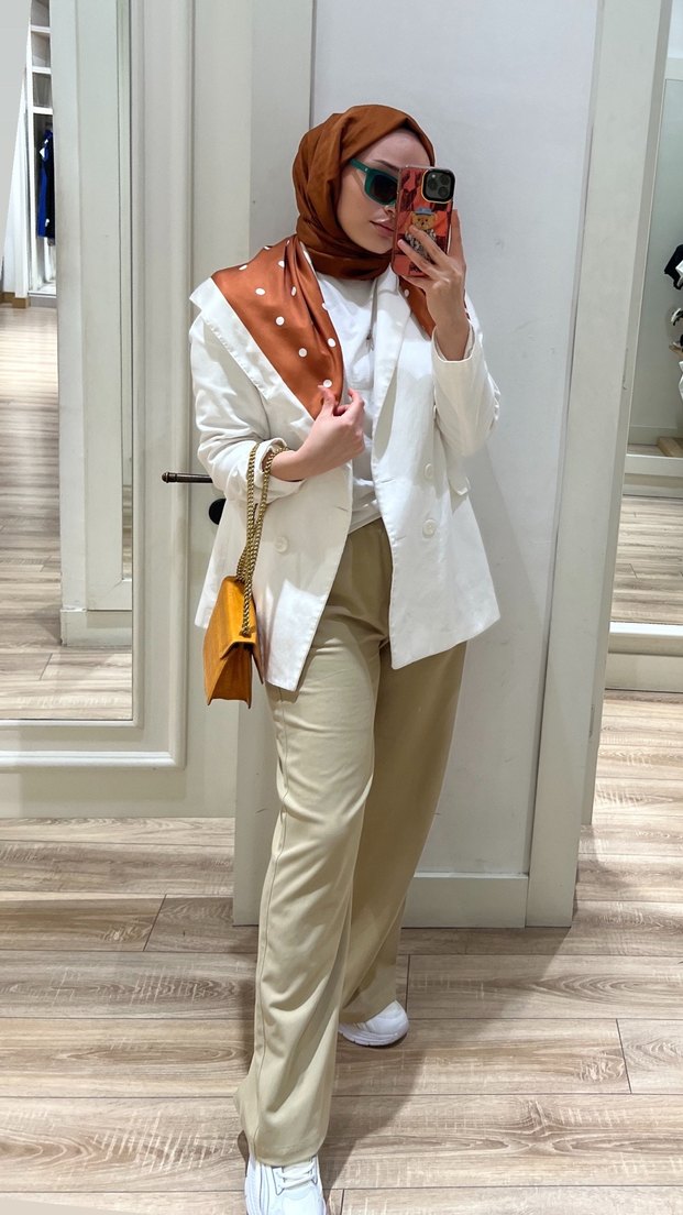 Beyaz ceket - Görsel 2