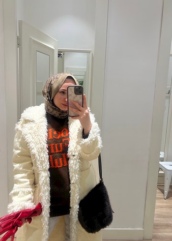 Turuncu yazılı kazak - Görsel 2