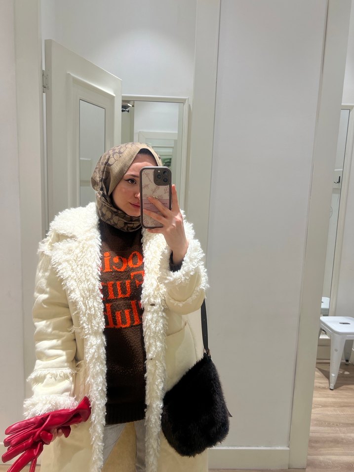 Turuncu yazılı kazak - Görsel 2