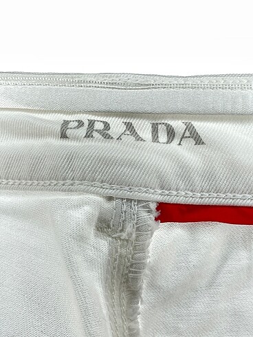 29 Beden beyaz Renk Prada Jean / Kot %70 İndirimli.