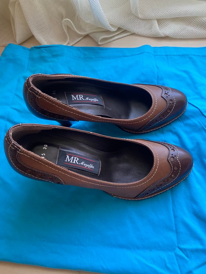 Kahverengi Deri Dolgu Topuklu Klasik Kadın Ayakkabı - Görsel 5