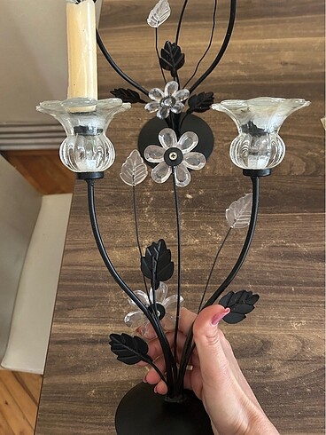 Beden İki adet şamdan 1 adetin fiyatı