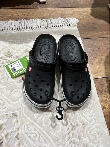 Crocs terlik