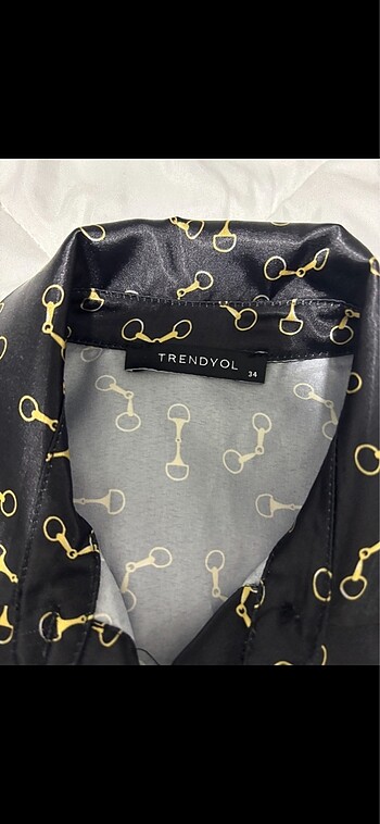 Trendyol & Milla Trendyolmilla saten gömlek