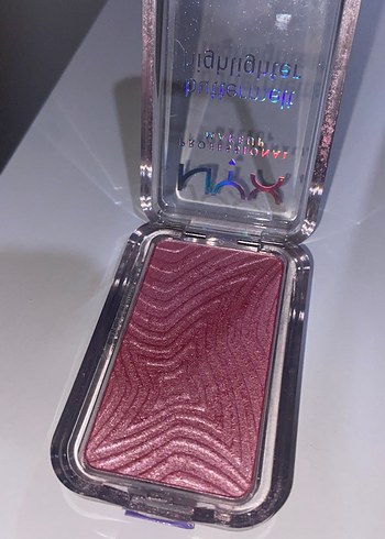 NYX Nyx pembe highligter