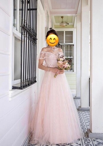 Pudra pembe elbise