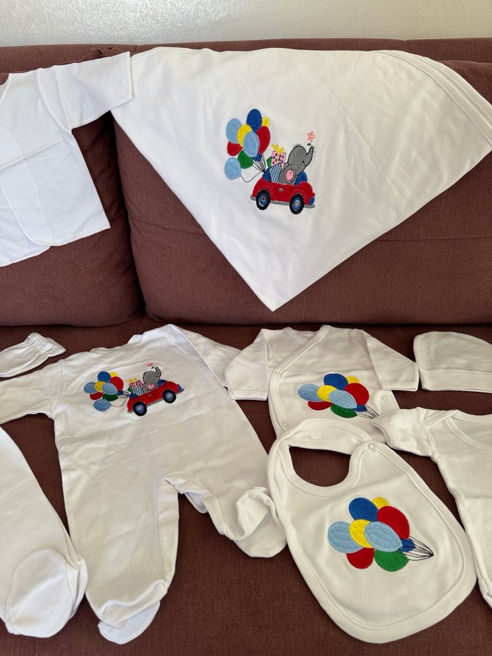 Beyaz Baskılı Bebek Hastane Çıkışı Seti HİÇ KULLANILMADI - Görsel 4