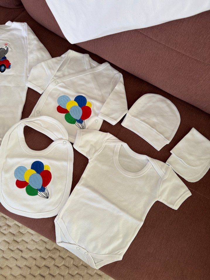 Beyaz Baskılı Bebek Hastane Çıkışı Seti HİÇ KULLANILMADI - Görsel 3