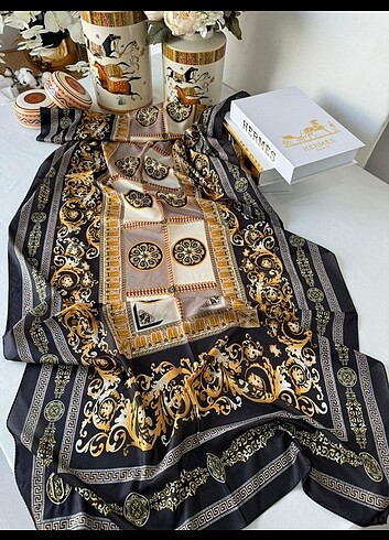 renk vual versace şal