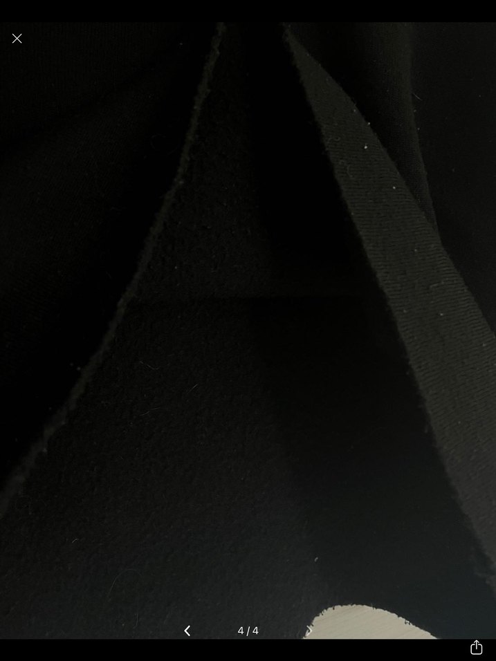 Siyah Uzun Kollu Uzaylı Crop Sweatshirt - Görsel 4