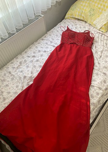 Henna Gelinlik İnci İşlemeli Kırmızı Uzun Abiye