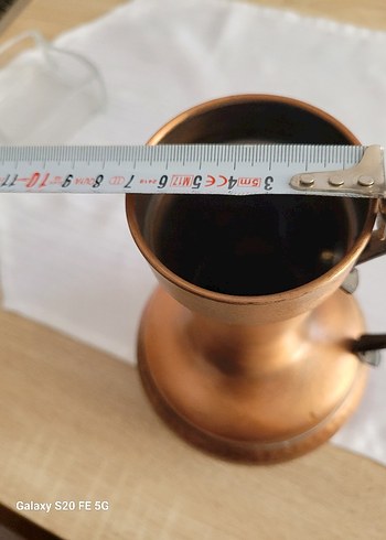 Diğer bakır vazo Alman ürünüdür 50 senelik elişciligyle yapılmıştır
