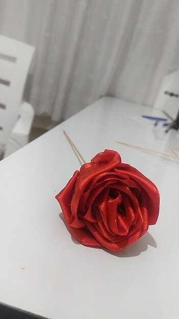 Tasarımcı el yapımı gül