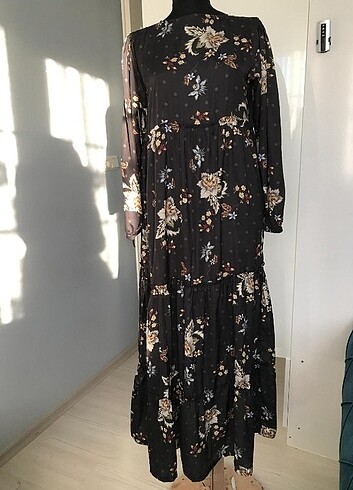 m Beden çeşitli Renk 38 beden Çicek desenli tesettür elbise