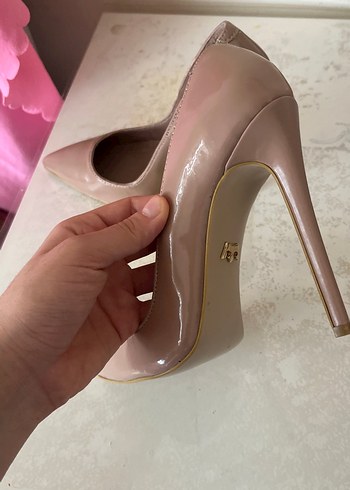 Jabotter Bej Rugan Stiletto Topuklu Kadın Ayakkabı - Görsel 2