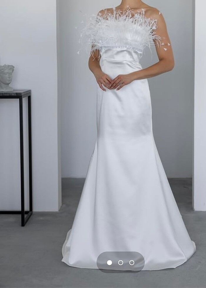 Beyaz otrişli abiye - Görsel 3