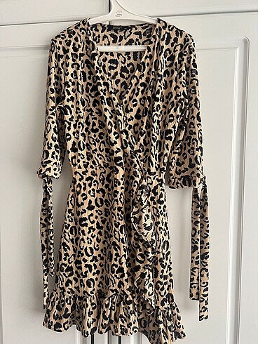 Leopar elbise