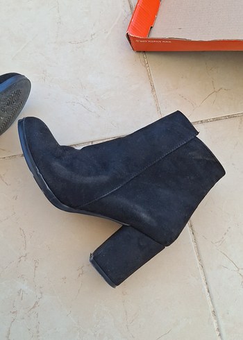 37 Beden Siyah Süet Kadın Bot, Kalın Topuklu fermuarlı