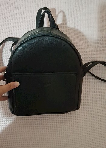 Beden Siyah Deri Kadın Sırt Çantası