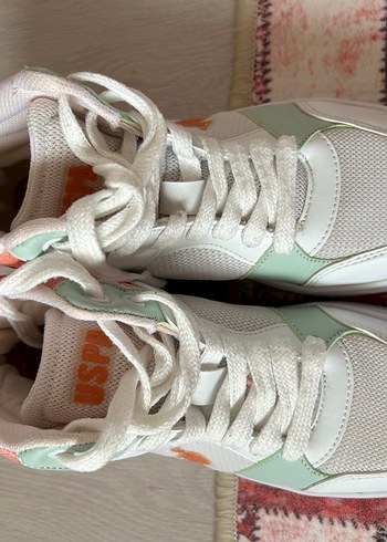 Beyaz Pastel Renkli Dolgu Topuklu Bağcıklı Spor Ayakkabı - Görsel 2