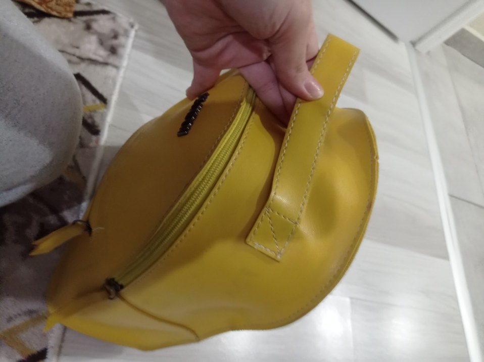 Sarı Deri Kadın Sırt Çantası - Görsel 4