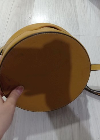 Bej Deri Yuvarlak Kadın Çanta - Görsel 2