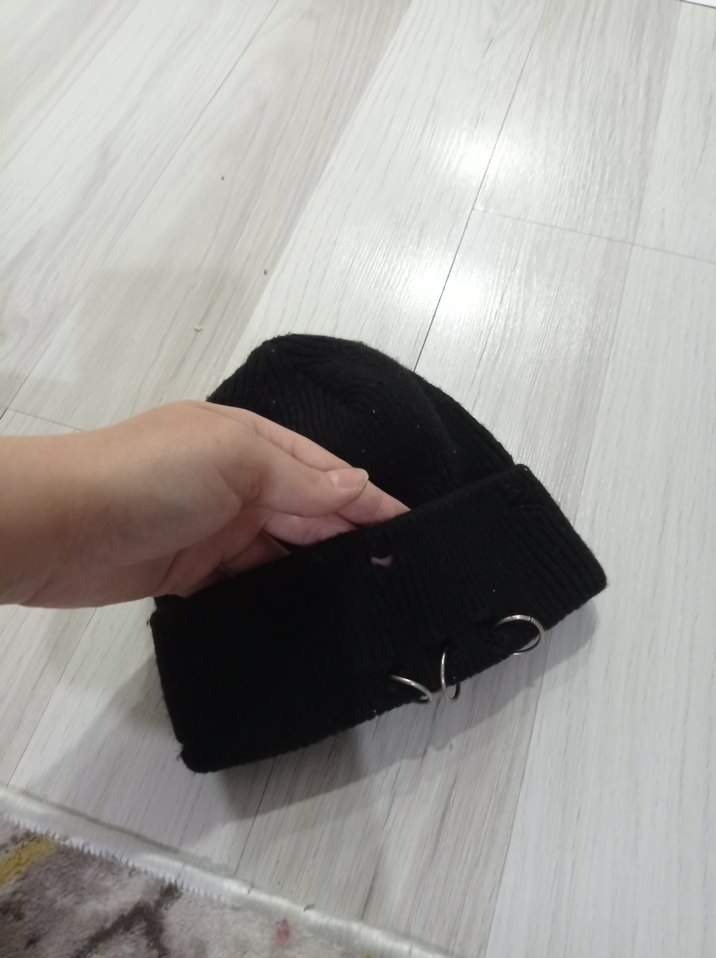 Siyah Örgü Goth Kadın Bere - Görsel 2