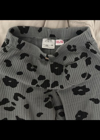 Uzun Kollu Düğmeli Gri Desenli Bebek Kız Takımı - Görsel 4