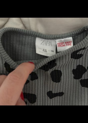 Uzun Kollu Düğmeli Gri Desenli Bebek Kız Takımı - Görsel 3