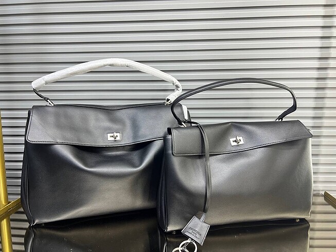  Beden Balenciaga