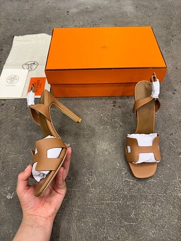 38 Beden camel Renk Hermes