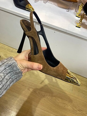 Yves Saint Laurent Saint laurent