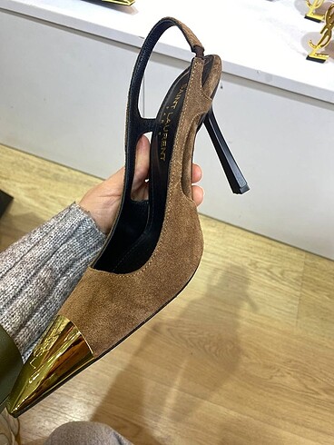 38 Beden kahverengi Renk Saint laurent