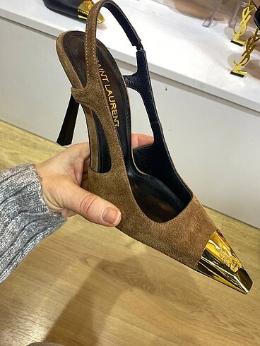 38 Beden Saint laurent