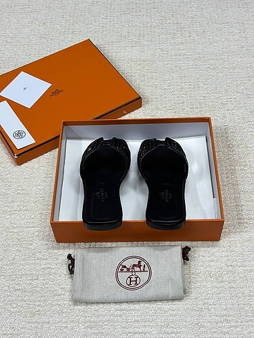 37 Beden siyah Renk Hermes