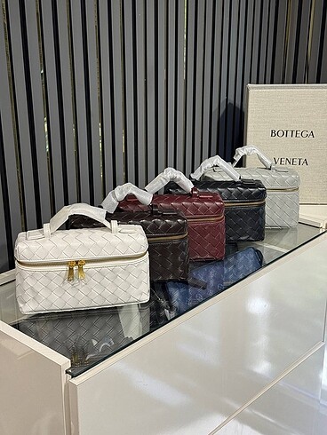 Bottega veneta
