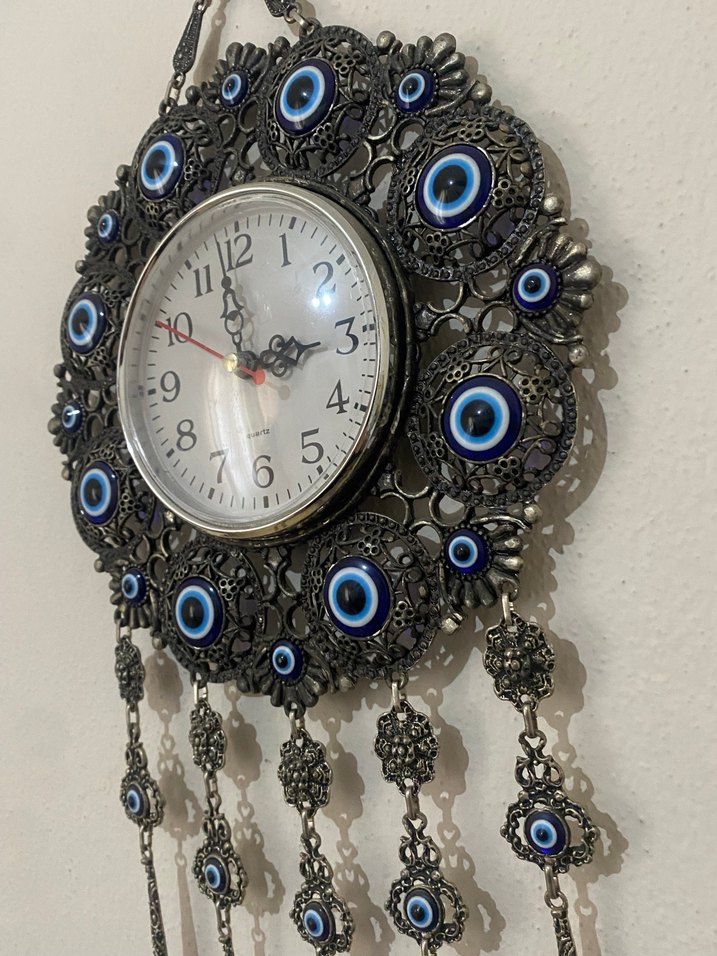 Mavi Göz Detaylı Vintage Gri Duvar Saati eskitme detaylı - Görsel 2