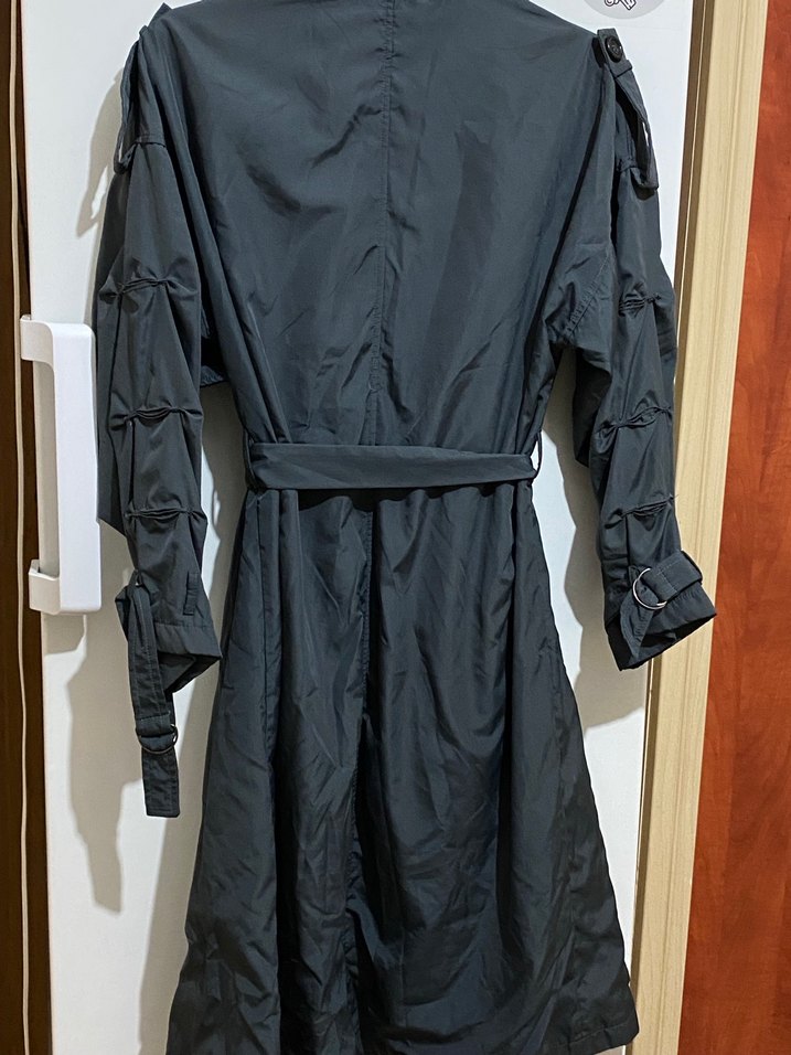 Kadın füme gri Kuşaklı Uzun Trençkot - Görsel 2