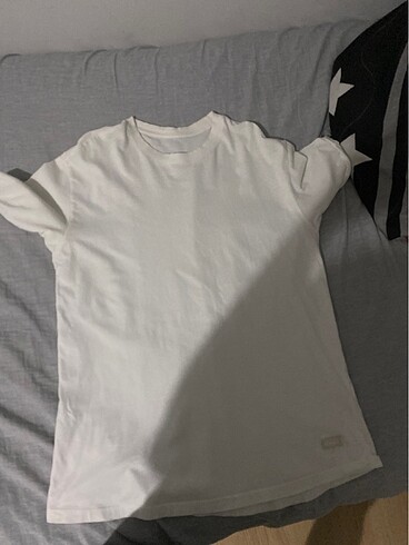 bershka beyaz tshirt