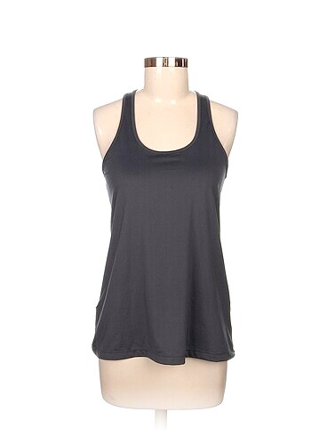 Oysho T-shirt %70 İndirimli.