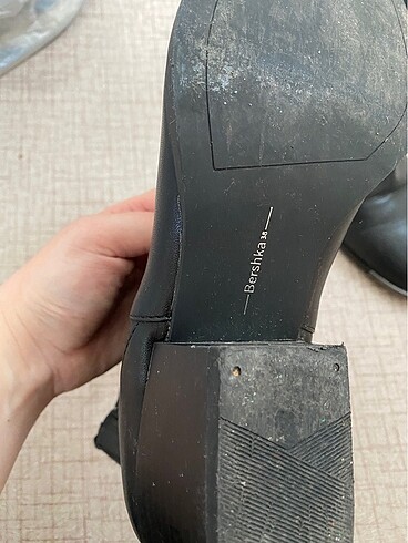 38 Beden siyah Renk BERSHKA BOT
