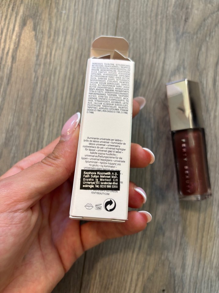 Fenty Beauty Gloss Bomb Hot Chocolit Lip Gloss - Görsel 2