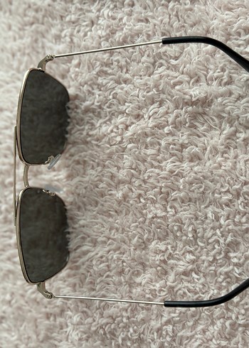 Bej Parlak Kadın Güneş Gözlüğü - Görsel 2