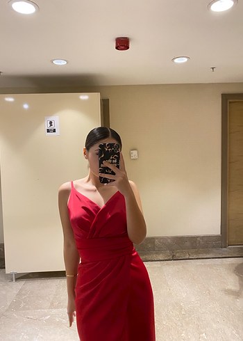 Kırmızı Midi Drapeli V Yaka Abiye Elbise - Görsel 9