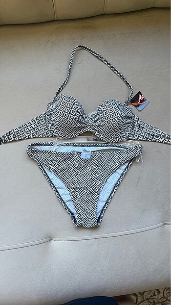 Sıfır bikini