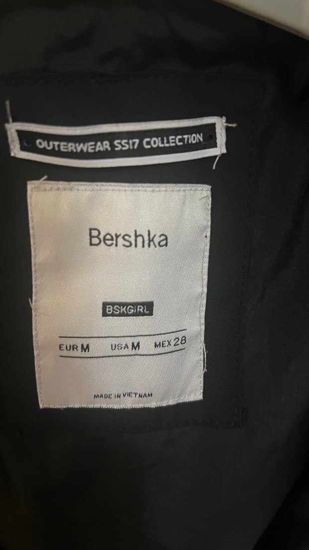 Siyah Fermuarlı Kadın kısa Ceket - Görsel 2