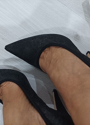 Zara marka stiletto