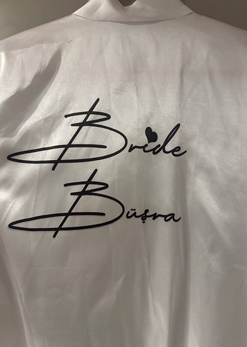 Beyaz tüylü bride Sabahlık - Görsel 3