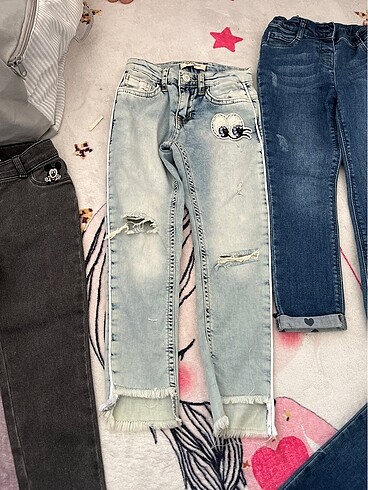 LC Waikiki 4 adet kot pantolon 5 6 yaş hepsi 300 tl